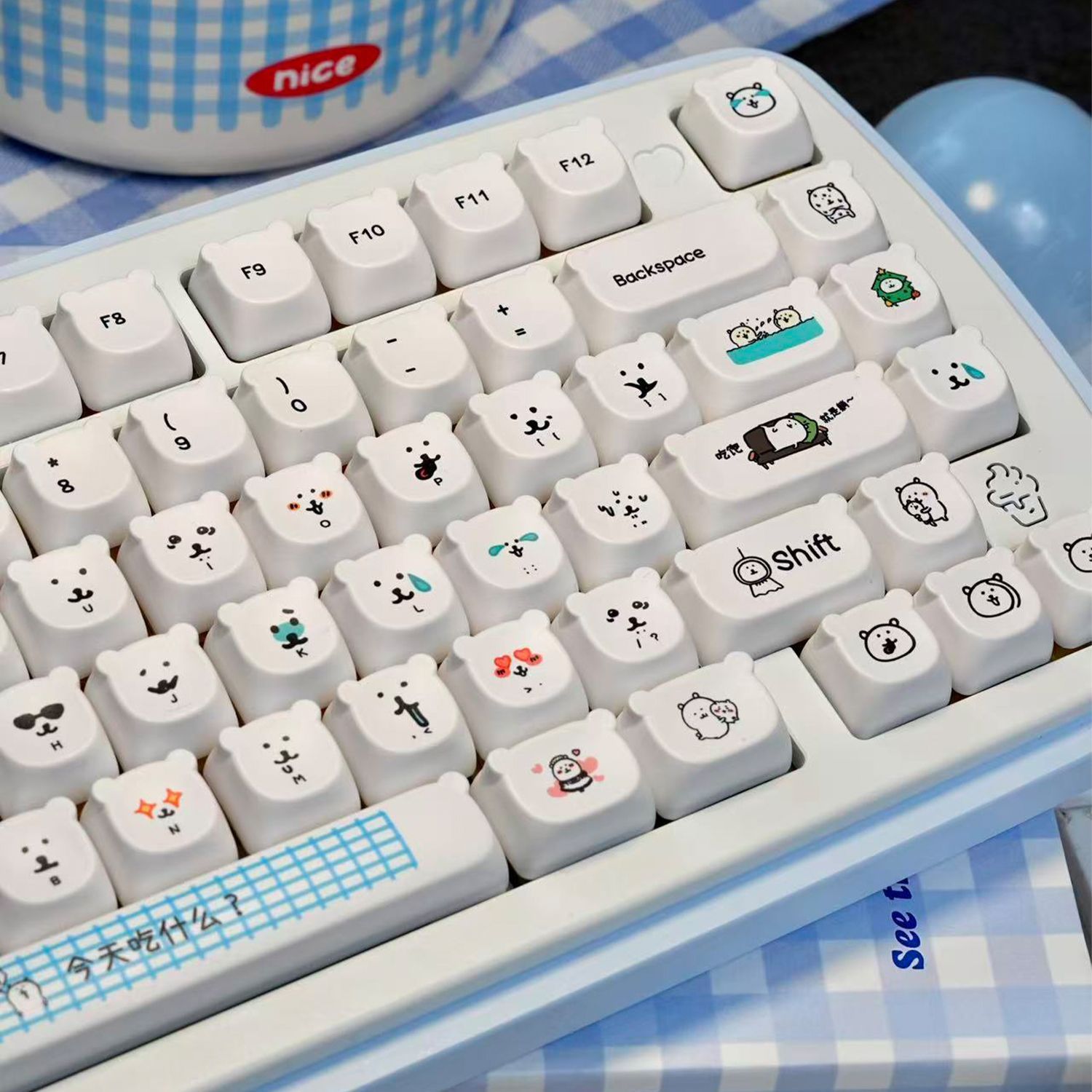 Gaming Accessories In Japan - คีย์แคปการ์ตูนหมีน่ารักแบบ PBT ความสูง EAO ทนทานต่อการสึกหรอ สำหรับคีย์บอร์ดเกมมิ่งแบบแม่เหล็ก