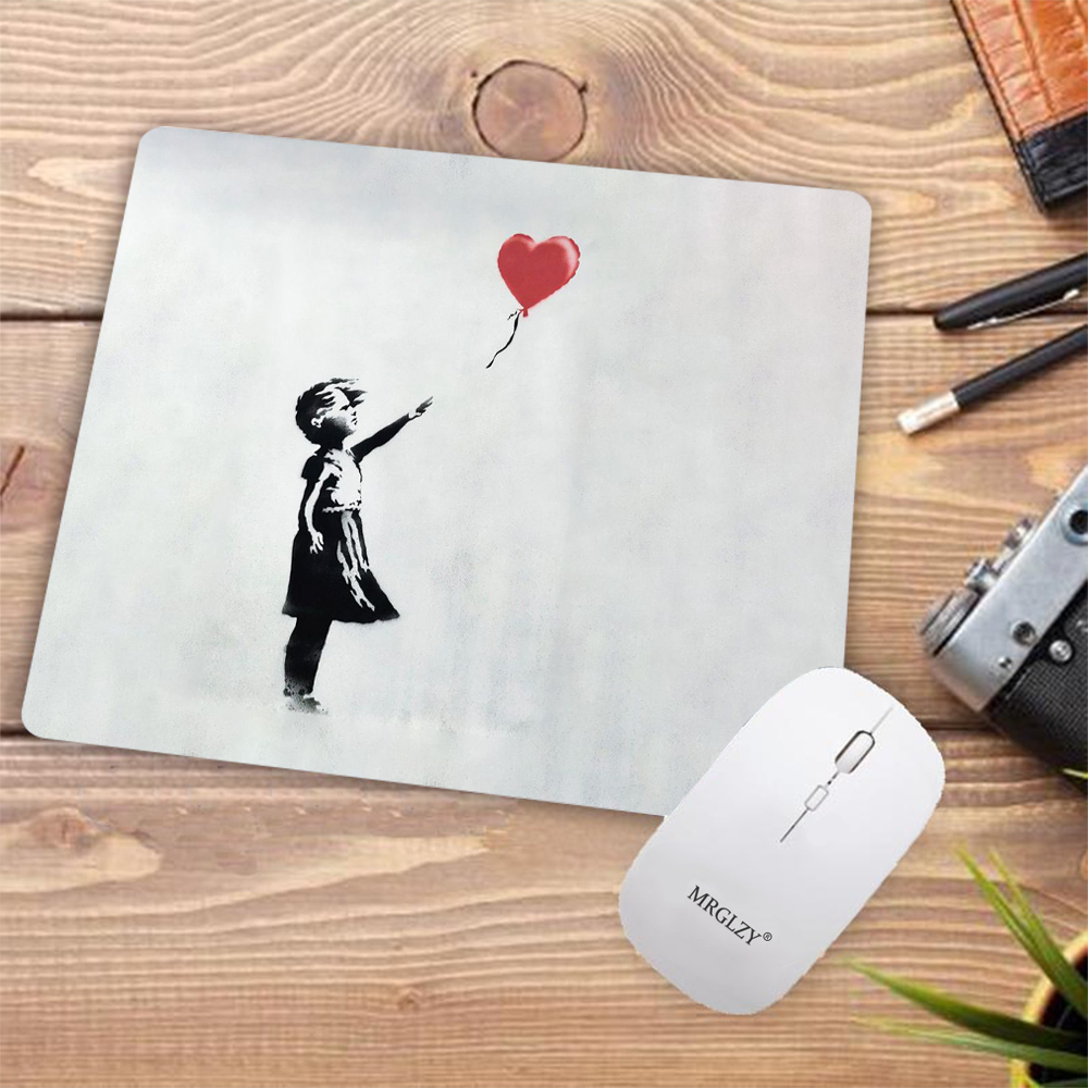 Hot Pad สำนักงาน Banksy Street - Gaming Accessories Companies บทวิจารณ์และราคา